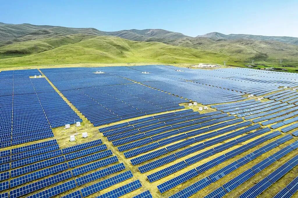 四川 劍指世界級(jí)新能源基地，2027年產(chǎn)業(yè)鏈營收沖刺6000億