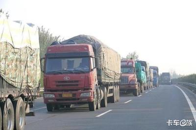 東風(fēng)天龍新車諜照曝光引熱議，兩會(huì)聚焦道路貨物運(yùn)輸，卡友關(guān)注政策新動(dòng)向